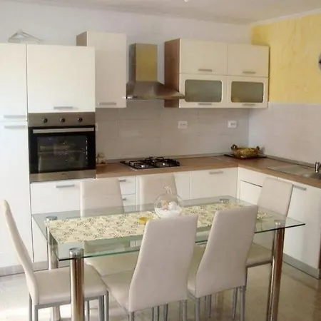 With A Parking Space - 19532 Makarska
